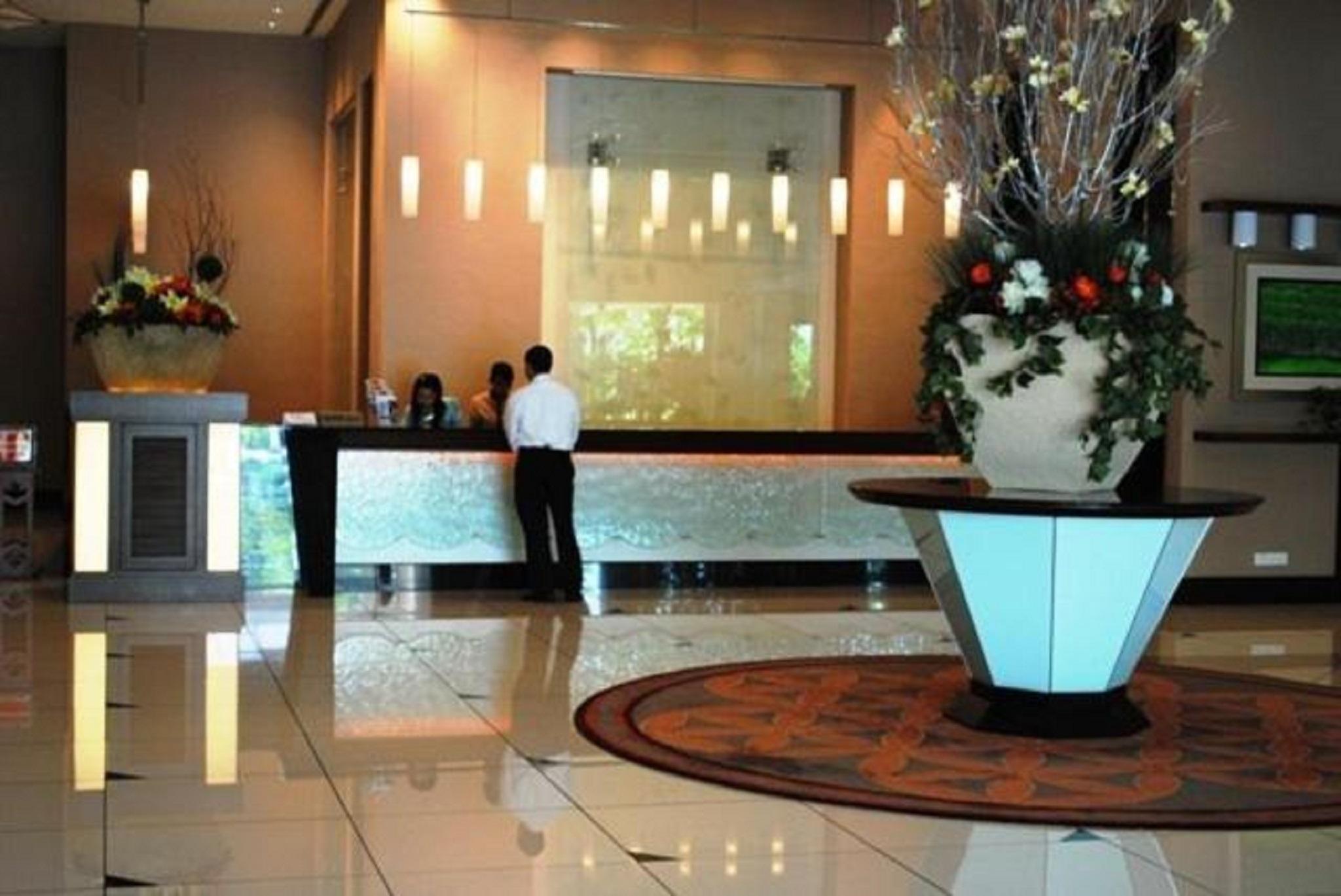 Nilai Springs Resort Hotel Exteriör bild