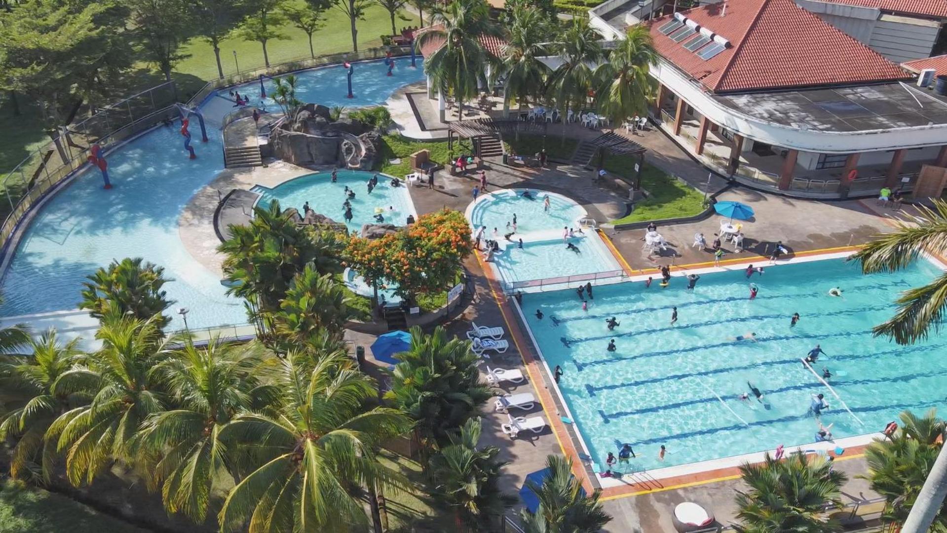 Nilai Springs Resort Hotel Exteriör bild